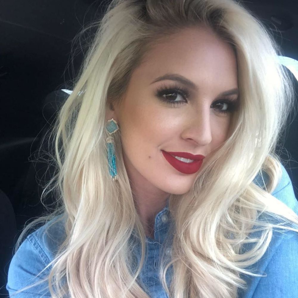 Meet your Posher, Lillian